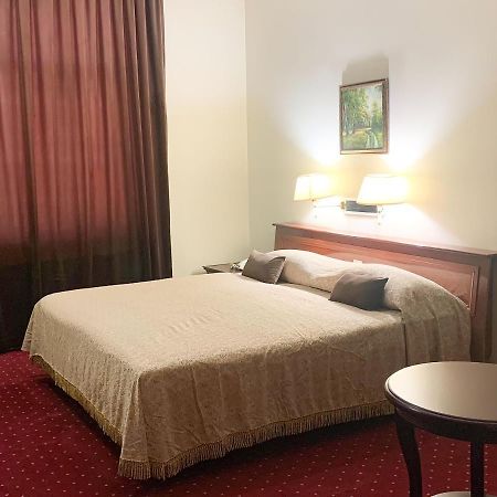 Hotel Reikartz Majestic Samarkand Exterior foto